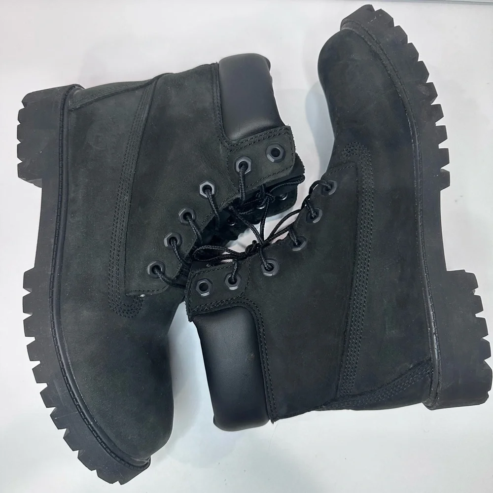 Kids Black Lace-Up Timberland Boots